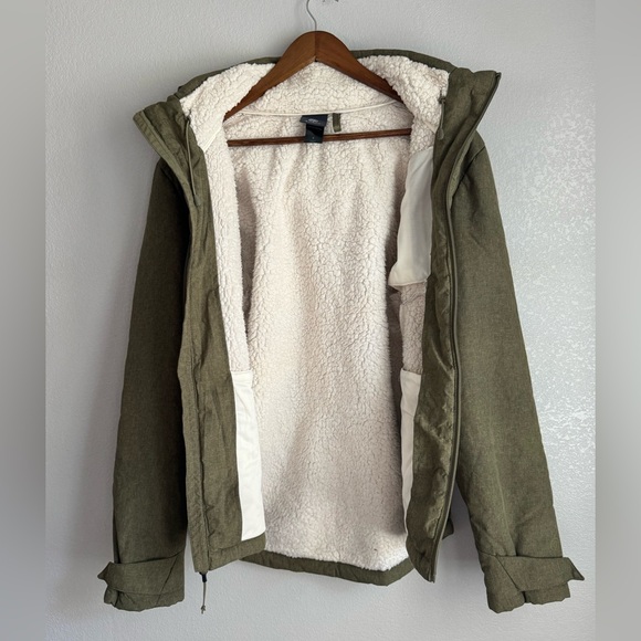 Champion C9 Men's Green Sherpa Hooded Jacket Water Wind Resistant Size Small - Picture 4 of 8